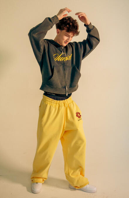 Colin Allen also known as thatiscolin photographed during a photoshoot on FaZe Lacy’s Dating Show